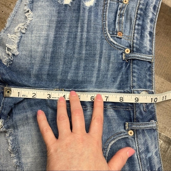 American Eagle Distressed Tomgirl Shortie size 6 - Picture 13 of 14